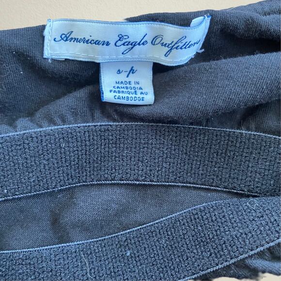 Black strapless ruched tube top with ruffle hem American Eagle - Picture 5 of 5